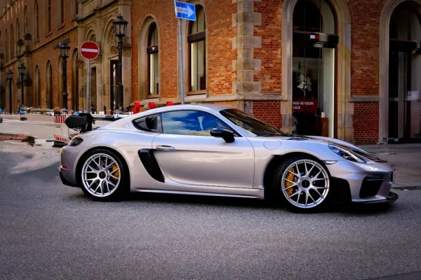 يونيسلوتس كازينو تطبيق أندرويد/آي أو إس